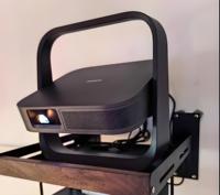 Projecteur pliable laser tricolore avec haute définition 1080P et haut-parleur intégré de 7W pour films en plein air et à domicile Xgimi Z6X Pro
