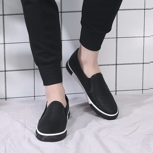Zapatos deportivos de otoño para hombre, zapatos de skate, modernos y casuales, zapatos casuales de suela lisa para el trabajo, versión en blanco y negro - Product Image 5