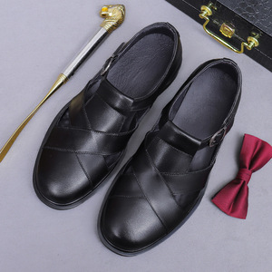 Men's Genuine Leather T-Strap <b>Sandals</b> Closed Toe Rubber Outsole Classic Style All Seasons Buckle Strap - Product Image 2