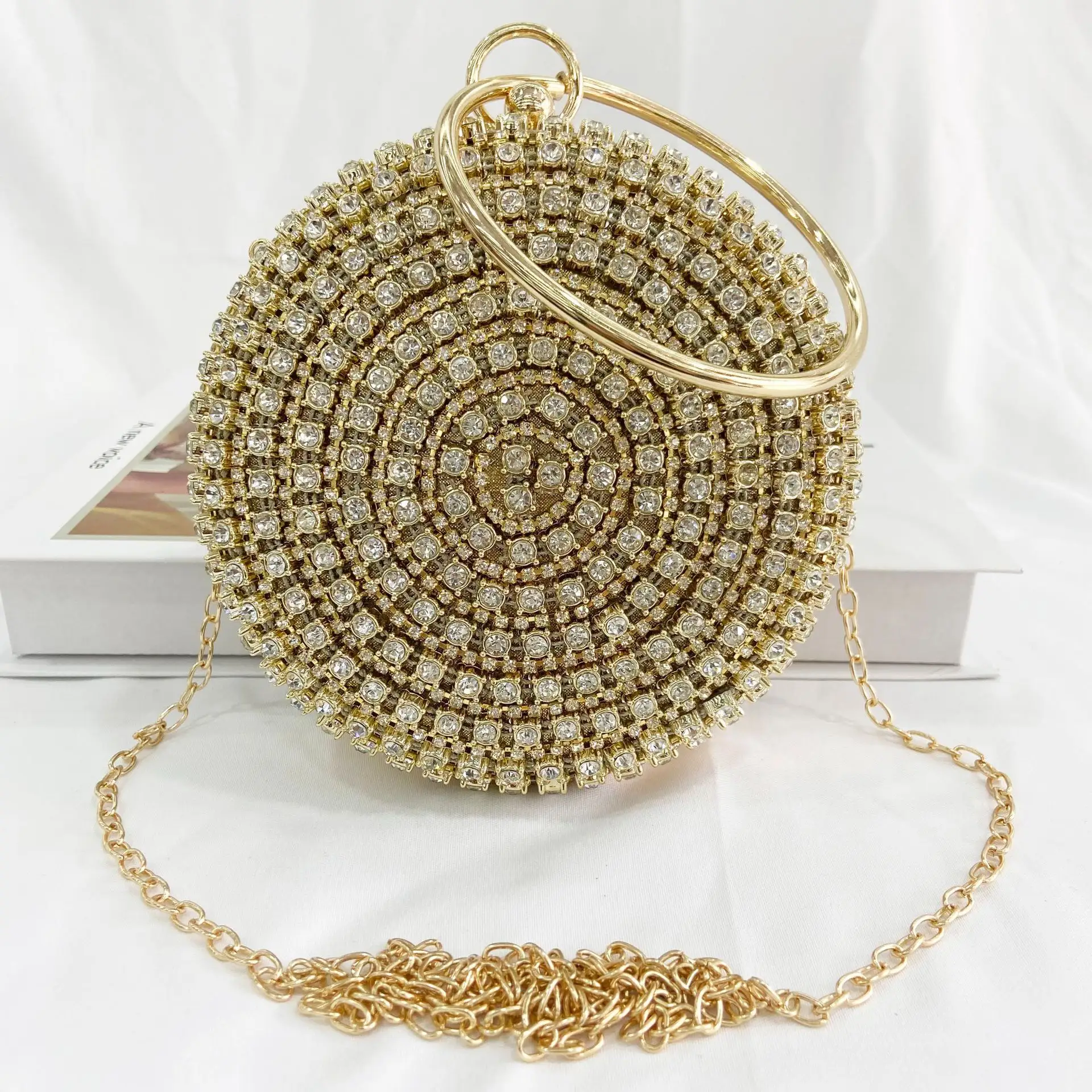 2022 New Products Round Ladies Handbag Tassel Wedding Purse Evening Bags Women Rhinestone Luxury Crystal Pearl Clutch Bag