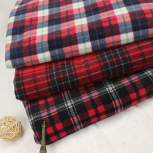 100% Polyester classique <span class=keywords><strong>Plaid</strong></span> imprimé 100D/144F tissu <span class=keywords><strong>polaire</strong></span> respirant tricoté matériau organique pour les pyjamas des filles - Product Image 3