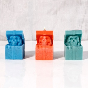 Molde de Silicona para Velas con Forma de Esqueleto en Caja TangChu, para Decoración de Fiestas, Regalo Único y Ambiente Gótico - Product Image 1