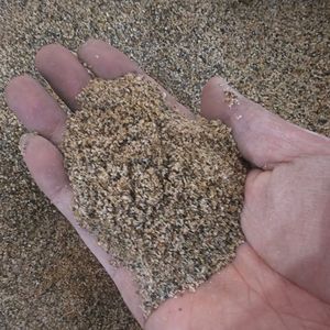 55 lb Natuurlijk Rivierzand, Grind voor de Bodem van de Visbak, Zand voor de Bodem van de Visbak, Stenen voor het Landschapsontwerp, Kiezelsteentjes en Kleine Stenen - Product Image 2