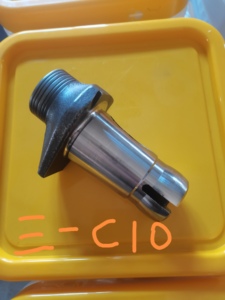 Portautensili in Acciaio Legato <span class=keywords><strong>C8</strong></span> <span class=keywords><strong>C10</strong></span> per Fresatrici Sany, Ricambi Durevoli per Macchine Fresatrici di Asfalto, Prezzo di Fabbrica - Product Image 3