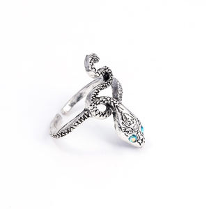 <span class=keywords><strong>Jeu</strong></span> en alliage de zinc de haute qualité <span class=keywords><strong>Dark</strong></span> <span class=keywords><strong>Souls</strong></span> 3 Bague serpent de style rétro populaire pour homme - Product Image 1