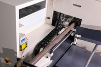 Máquina de sierra circular de corte de metal completamente automática CNC