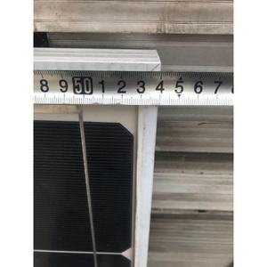 Panel Solar Monocristalino Totalmente Negro de 100W con Celdas de 156.75mm para Uso en Exteriores y Hogar - Product Image 4