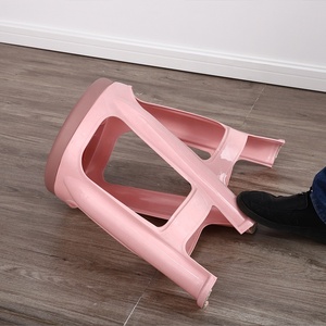 Sgabello rotondo alto portatile per camera da letto, scuola, ingresso, per bambini, in plastica PP, impilabile, per esterni, all'ingrosso - Product Image 5