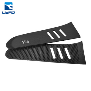 Op Maat Gemaakte Gekleurde Pvc Kleding Accessoires Zelfklevende Waterdichte Spuitgegoten Kleding Manchetten Mouwen Haak Lus Sluiting - Product Image 4