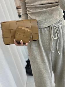 Nuova Borsa Quadrata in Pelle di Vacchetta Peiquan, Elegante e Versatile, Borsa a Tracolla Morbida in Pelle, Borsa Casual da Donna - Product Image 6