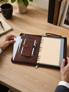 Housse en cuir de vachette portable avec poche intégrée pour téléphone et porte-stylo pour <span class=keywords><strong>iPad</strong></span> <span class=keywords><strong>Pro</strong></span> <span class=keywords><strong>11</strong></span>, sac de rangement pour journal B5 - Product Image 3