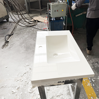 Lavabo de salle de bain moulé intégré 42 pouces, résistant aux taches, facile à nettoyer, pour projets hôteliers et résidentiels, vente en gros