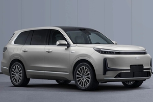 Vehículo SUV Híbrido Mediano 2025 con 700 km de Autonomía y Motor de 150-200 kW, Vehículo Híbrido Mediano - Product Image 3