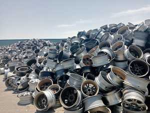 Venta caliente de chatarra de rueda de aleación de aluminio 6063/Chatarra de extrusión de alta pureza 99.9% ruedas de aleación reciclables para reciclaje de metales - Product Image 3