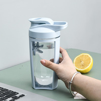 Gobelets à protéines sportives avec logo personnalisé, bouteilles de shaker anti-fuite de qualité professionnelle avec boule de mélange, vente en gros de gobelets à shaker en plastique