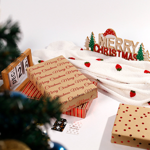 Wholesale 80g <b>Christmas</b> Hot Stamping Kraft Paper Tissue 43*300cm Gift Luxury Custom Packaging Wrapping Paper Roll - Product Image 3