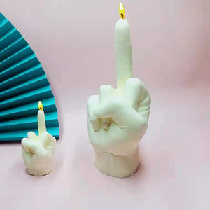 Moule en silicone écologique blanc pour bougies et pots avec couvercle et emballage en boîtes, motif Geste de la victoire - Product Image 3