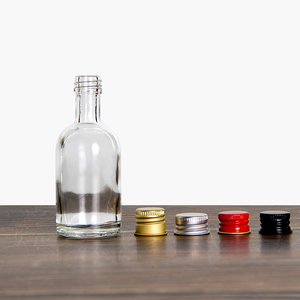 Offre Spéciale au Royaume-Uni 50ml Rhum Miniature Bouteille XO Bouteille En Verre <span class=keywords><strong>Alcool</strong></span> Boisson Liqueur Vin Mini Liqueur Bouteille En Verre - Product Image 3