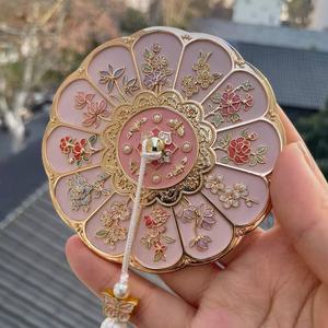 Espejo de Maquillaje Portátil con Diseño de Diosa de las Doce Flores, Estilo Dulce, Regalo <span class=keywords><strong>para</strong></span> el Día del Maestro, Cumpleaños, Aniversario de Bodas - Product Image 1