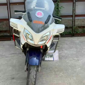 Spring King VIP <span class=keywords><strong>650</strong></span> Edición Ejecutiva - Motocicleta de Turismo de Gran Cilindrada y Alto Rendimiento - Product Image 6