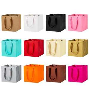 Vente en gros sacs-cadeaux personnalisés en papier kraft avec poignées, emballage de bouquet de fleurs imprimé avec logo à fond carré, produit chinois bon marché - Product Image 6