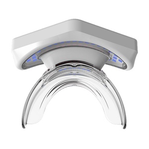 Dispositivo Portátil Mini para Mejorar los Dientes Dañados por el Tabaco, Terapia de Luz LED Azul para Blanqueamiento Dental, Terapia de Luz Roja Antiarrugas Labiales - Product Image 2