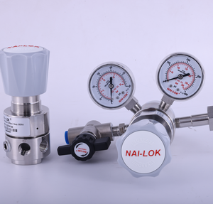 Regulador de Cilindro de Alta Pureza LOK para Gas Argón y Acetileno, Entrada de 3500 psi, Simple - Product Image 4