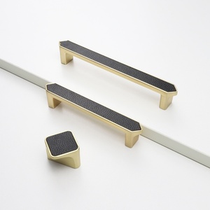 Schwarze Leder möbel griffe Gold Zink legierung Schrank Schubladen griff Luxus Kleider schrank zieht Kommode Türgriffe - Product Image 1