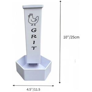 Yeni Şarj Edilebilir Plastik Otomatik Çit Üzerine Monte Edilen Tavuk İstiridye Kabuğu ve Kum Besleyici - Product Image 3