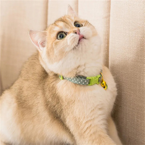 Nettes Katzen halsband mit Glocken verstellbares Kätzchen Halskette Mode Kleiner Hund Haustier Hals Halsreif für Welpen <span class=keywords><strong>Chihuahua</strong></span> Zubehör - Product Image 3