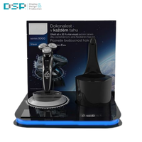 Présentoir acrylique de drone d'usine de DSP Vietnam avec logo illuminé par écran LCD et grande base pour vitrine à distance et d'avion