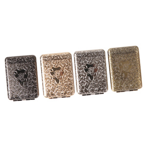 Nouvelle boîte à bagues carrée portable Futeng, 16 pièces, en métal poli, gravée or, style vintage classique de luxe, à trois compartiments ouverts - Product Image 3