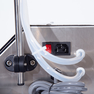 เครื่องบรรจุของเหลวแบบกึ่งอัตโนมัติสองหัว ปั๊มไฟฟ้า 380V ความแม่นยำสูง สำหรับบรรจุขวด สายการผลิตสบู่ - Product Image 4