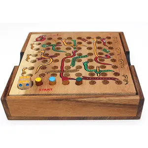木製ヘビとはしごボックスボードゲームチェスセット卸売工場価格