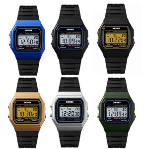 Montre-bracelet numérique unisexe personnalisée avec résistance à l'eau 5 ATM, mouvement japonais, boîtier carré, fonction lumineuse, style sport luxe - Product Image 5