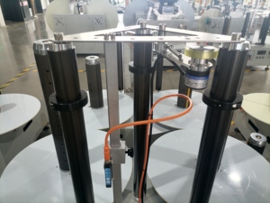 Machine de rembobinage avec compteur intégré, élimination statique en option, vitesse constante, correction de la déviation des bords pour <span class=keywords><strong>film</strong></span>, étiquettes et papier - Product Image 5