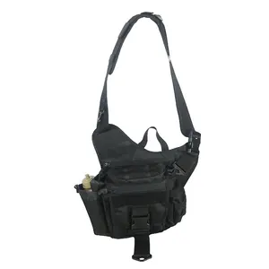 Wasserdichte Umhängetasche für Männer, Tactical Sling Chest Pack Bag