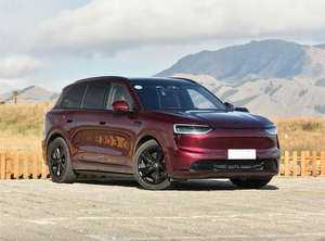 รถยนต์ AITO M7 ไฮบริดไฟฟ้า SUV ขับเคลื่อน 4 ล้อ 6 ที่นั่ง ปี 2026 - ความเร็วสูงสุด 200 กม./ชม. แบตเตอรี่ 37 กิโลวัตต์ชั่วโมง ที่เก็บสัมภาระหลังรถกว้างขวางสำหรับครอบครัว - Product Image 3