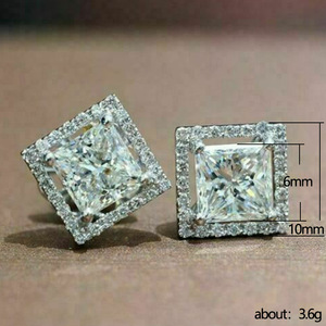 Orecchini a Perno Quadrati Minimalisti per Donne, Piccoli Gioielli Scintillanti alla Moda, Vendita all'Ingrosso - Product Image 2