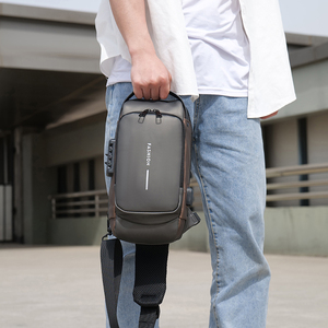 低价批发轻质防水简约设计包时尚吊带新款单肩男士胸包 - Product Image 5