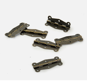 กล่องด้านนอกบานพับแถบยาวพร้อมบานพับผีเสื้อกล่องไม้บานพับเหล็กพร้อมแผ่นรองขนาดเล็ก - Product Image 2