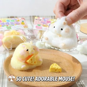 Juguete de Hámster de Peluche Hecho a Mano Merrycoo, Alivio Sensorial del Estrés para Niños, Juguete de Silicona Realista con Pelaje para la Ansiedad - Product Image 3