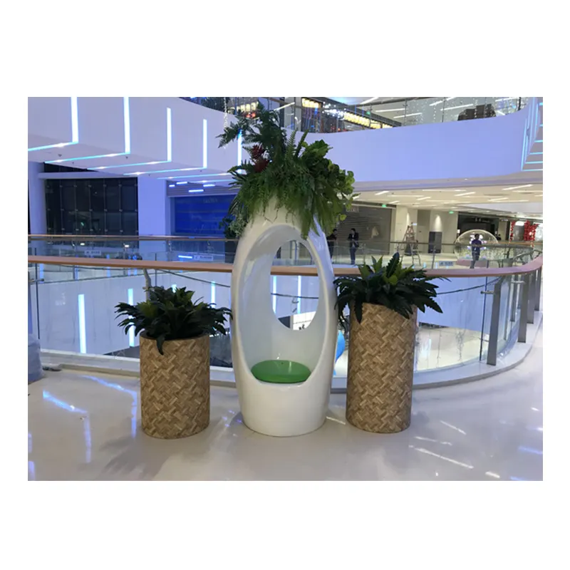 Pusat Belanja Hotel Cocok untuk Pot Bunga Besar Desain Berongga FRP Putih Pot Bunga