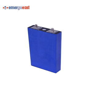 Batería Prismática Recargable de LiFePO4 de 3.2V y <span class=keywords><strong>110Ah</strong></span> - Product Image 1
