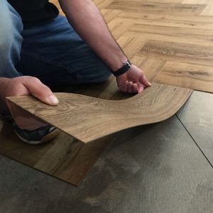 Pavimento in Vinile LVT Impermeabile di Facile Installazione, <span class=keywords><strong>Piastrelle</strong></span> Autoadesive in <span class=keywords><strong>PVC</strong></span> <span class=keywords><strong>per</strong></span> Appartamenti - Product Image 2