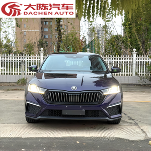 Voiture d'occasion <span class=keywords><strong>Skoda</strong></span> <span class=keywords><strong>Octavia</strong></span> PRO Premium 2021, faible kilométrage, quatre portes, cinq places, essence, automatique, turbo, toit ouvrant foncé, conduite à gauche - Product Image 1