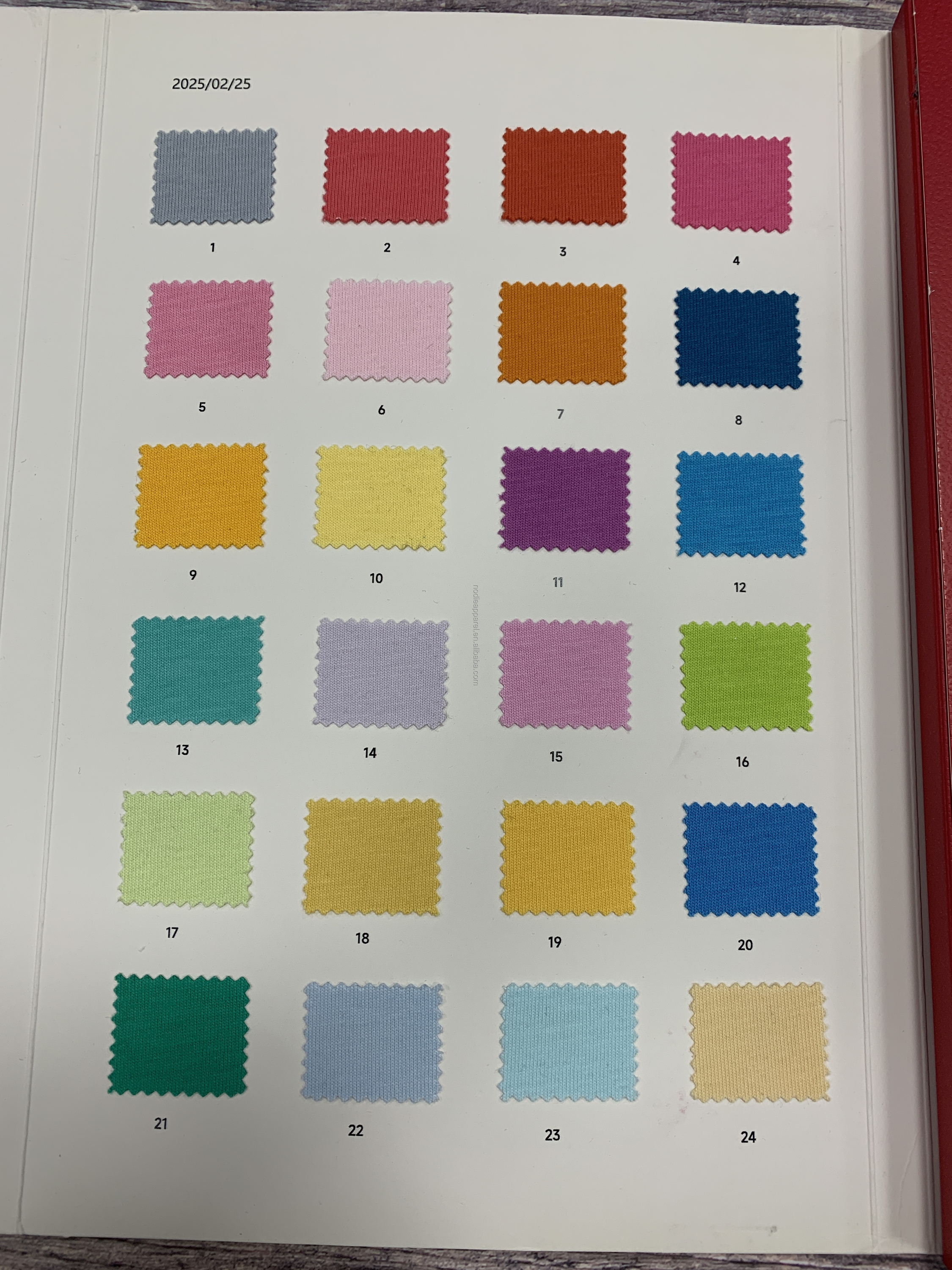 สีฟ้า