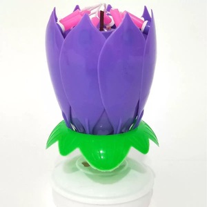 Vela Musical Giratoria con Forma de Loto para Fiestas y Año Nuevo, Hecha a Mano y Ecológica, Venta al Por Mayor - Product Image 5