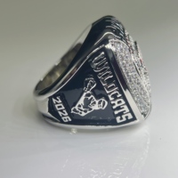 Personnalisez votre propre bague de championnat, design style montagne, bague en laiton de haute qualité avec pierres en zircon 5A, pour cadeau d'équipe sportive.