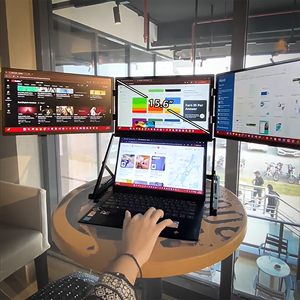 Moniteur portable triple ultra-léger et ultra-fin de 15,6 pouces, 3 écrans avec un seul câble, 1080P, Plug & Play, compatible avec Windows/Mac - Product Image 1